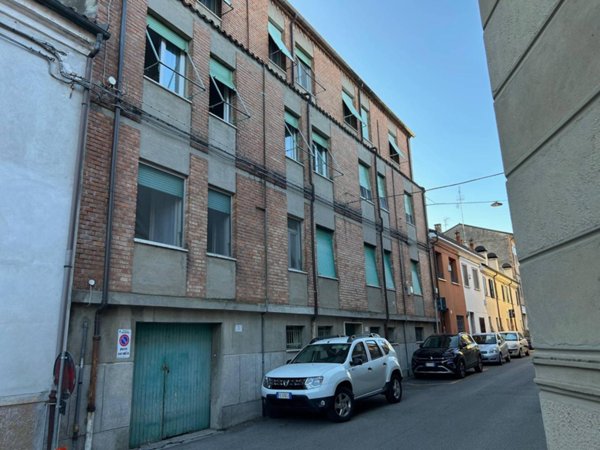 appartamento in affitto a Ferrara in zona Centro Storico