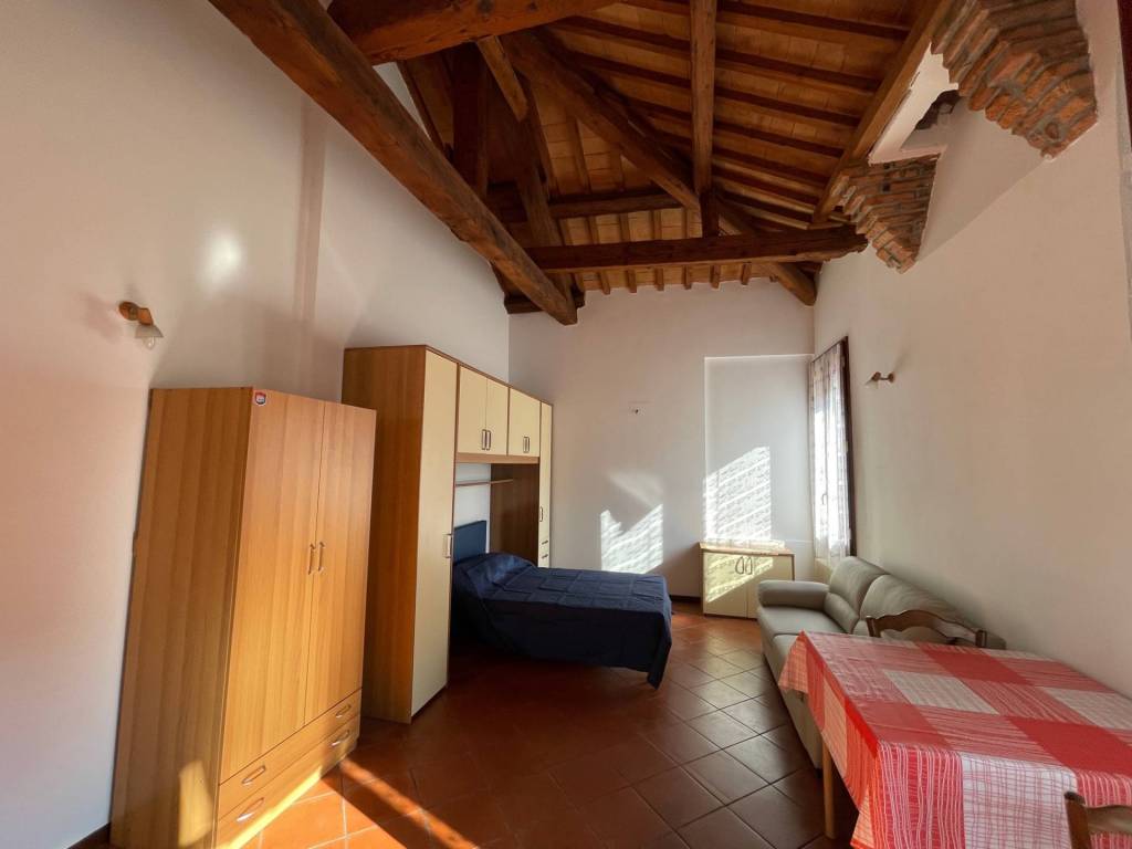 appartamento in affitto a Ferrara in zona Centro Storico