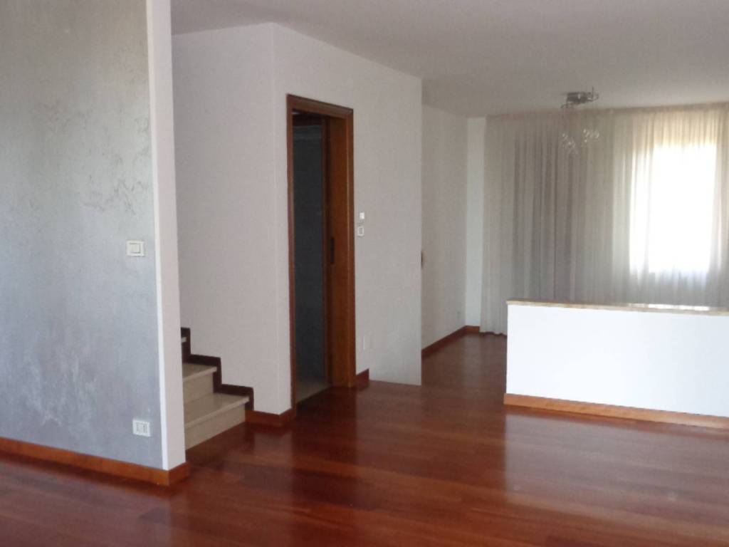 casa indipendente in affitto a Ferrara