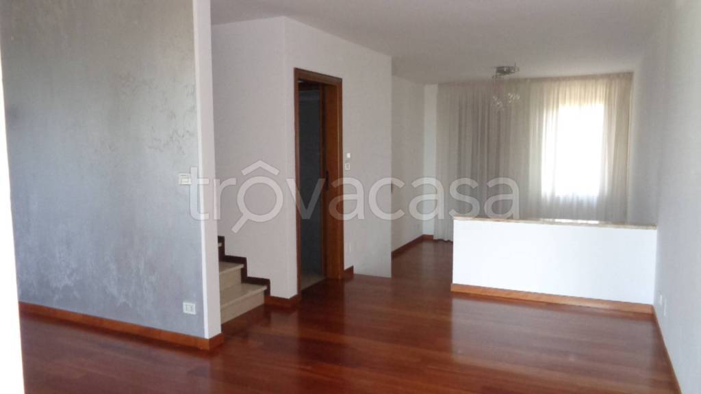 casa indipendente in affitto a Ferrara in zona Centro Storico