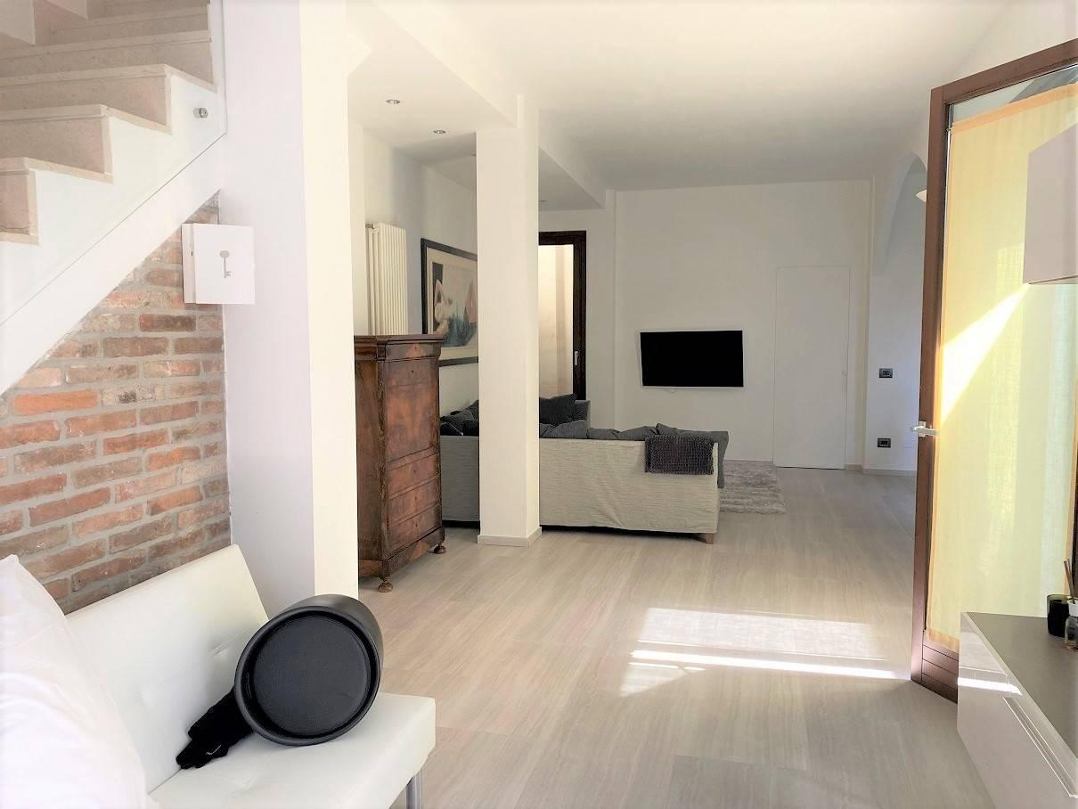 casa indipendente in affitto a Ferrara in zona Centro Storico