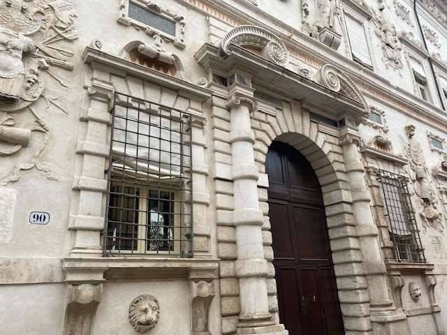 appartamento in affitto a Ferrara in zona Centro Storico