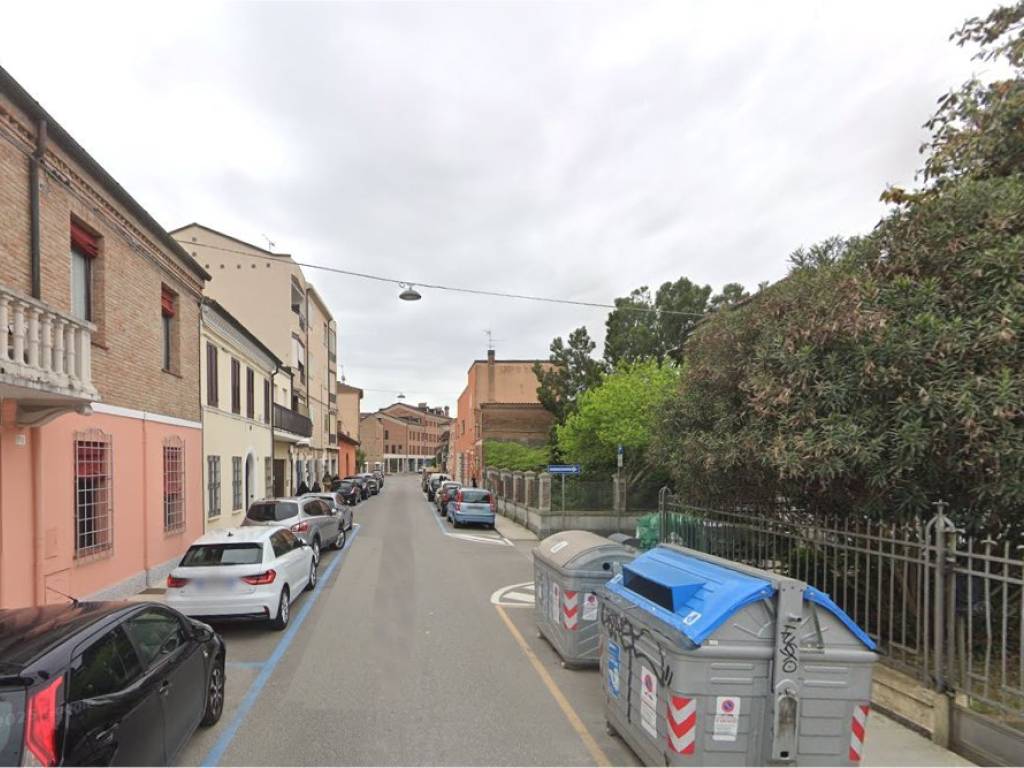 casa indipendente in affitto a Ferrara