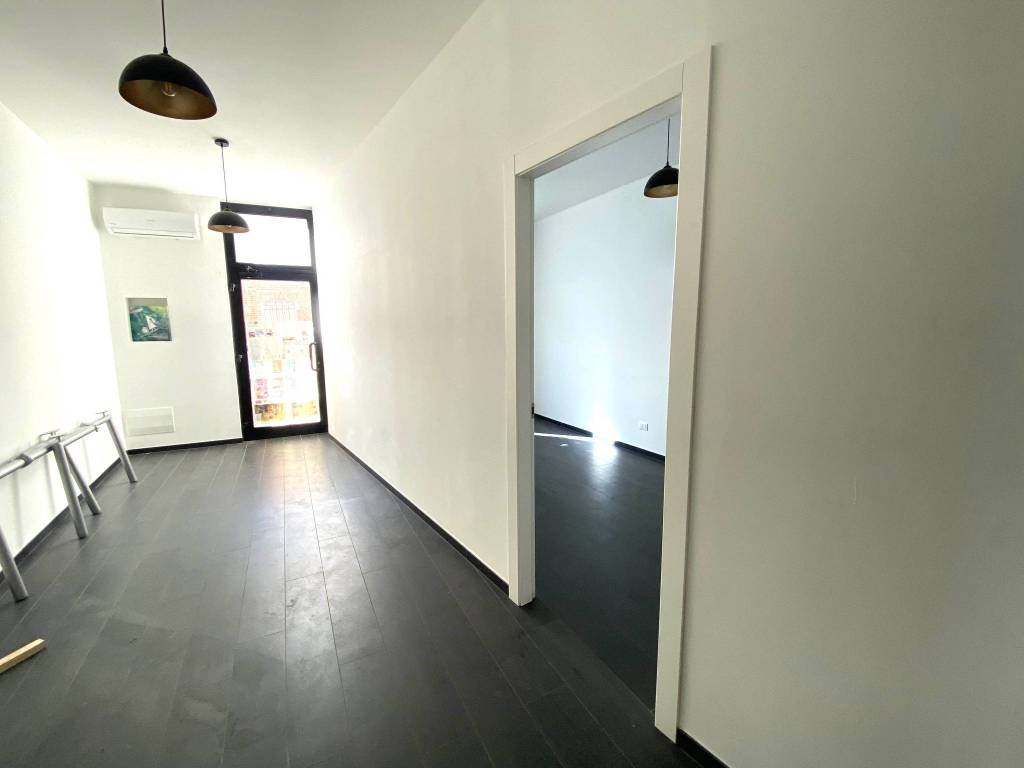 negozio in affitto a Ferrara in zona Centro Storico