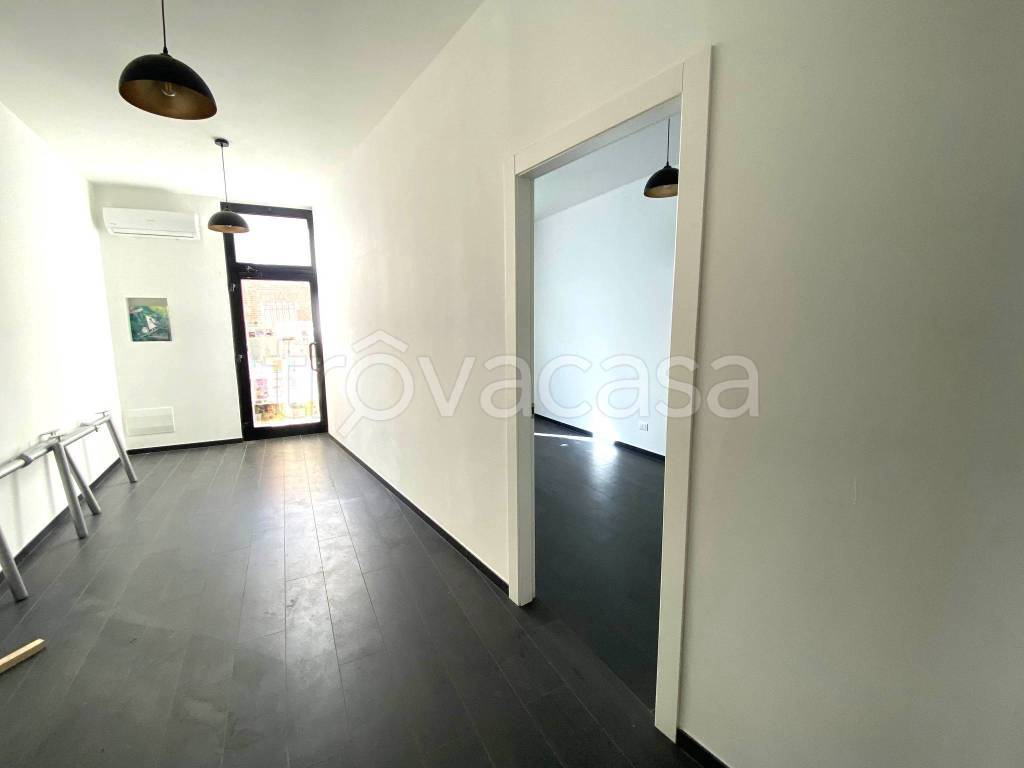 negozio in affitto a Ferrara in zona Centro Storico