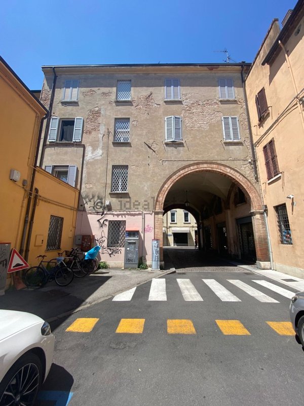 appartamento in affitto a Ferrara in zona Centro Storico