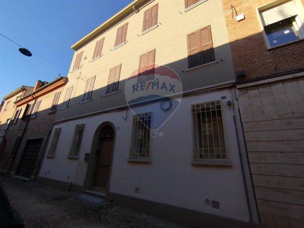 appartamento in affitto a Ferrara in zona Centro Storico