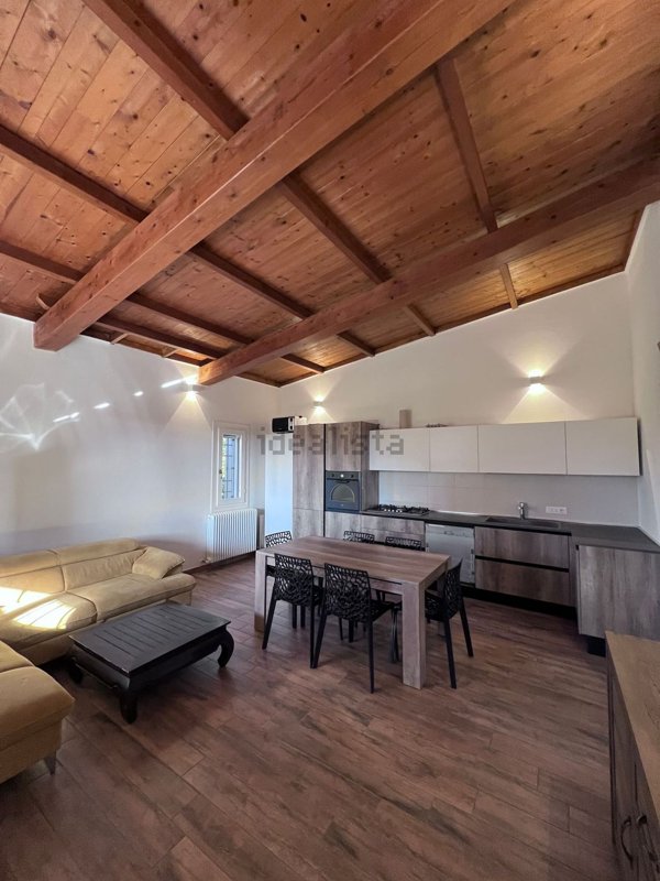 appartamento in affitto a Ferrara in zona Centro Storico