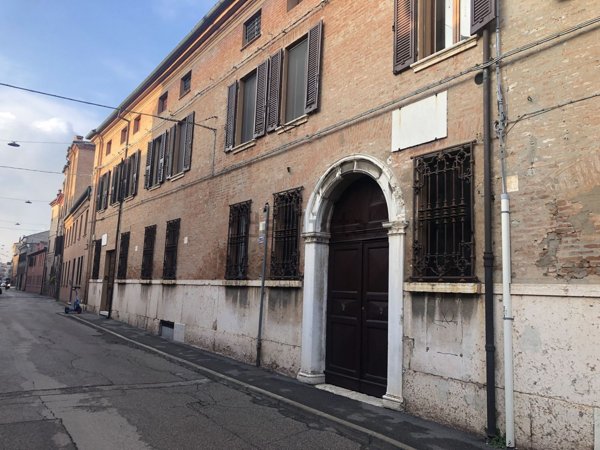 appartamento in affitto a Ferrara in zona Centro Storico
