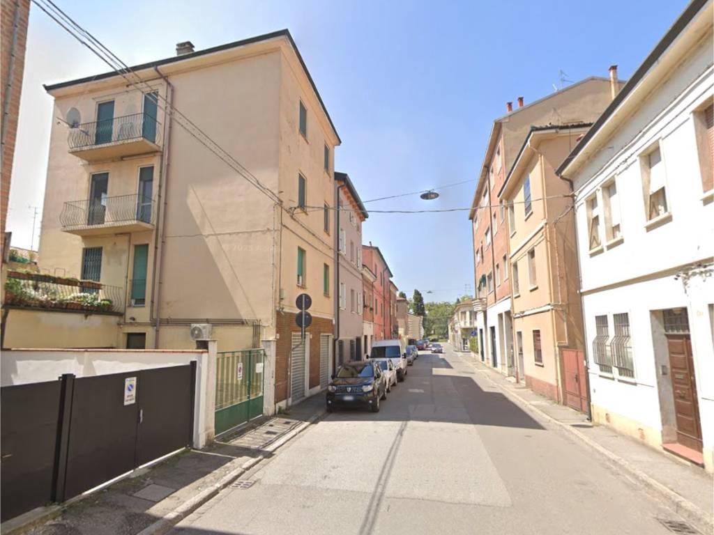 appartamento in affitto a Ferrara in zona Centro Storico