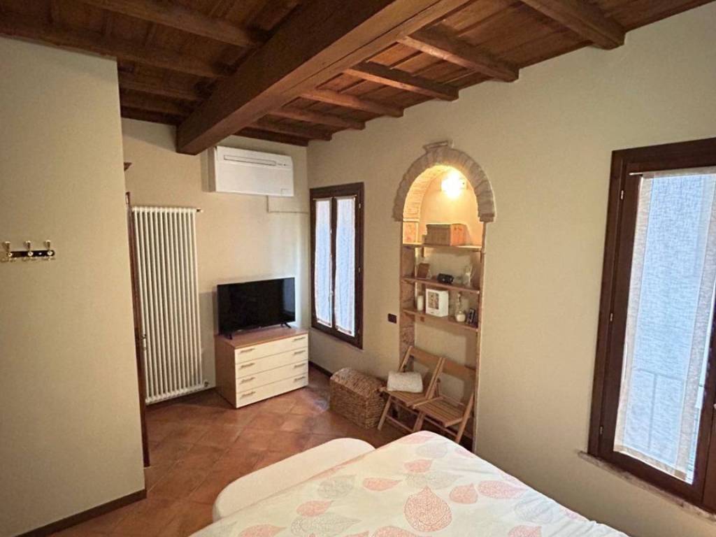 appartamento in affitto a Ferrara in zona Centro Storico