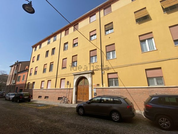 appartamento in affitto a Ferrara in zona Centro Storico