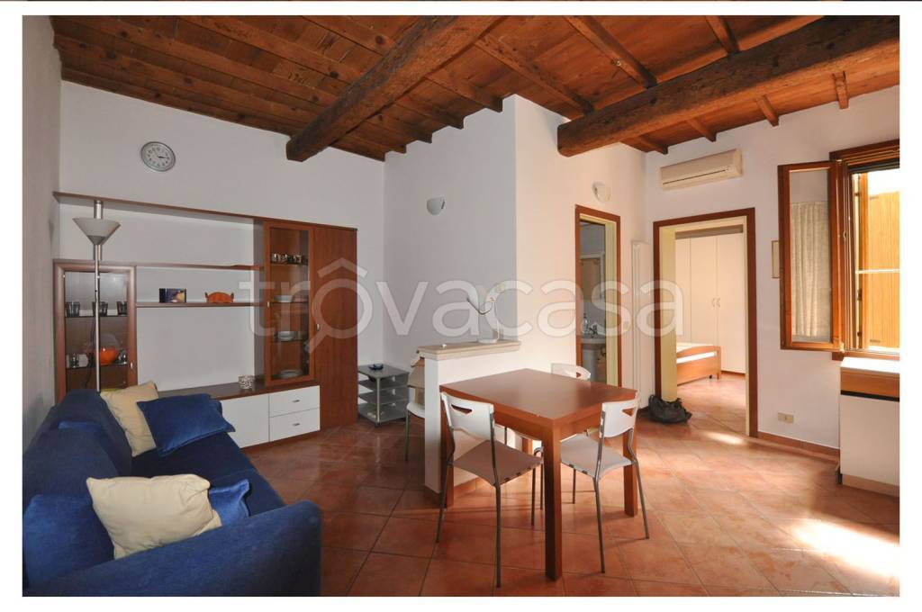 appartamento in affitto a Ferrara