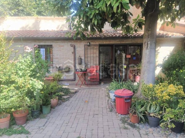 appartamento in affitto a Ferrara in zona Centro Storico