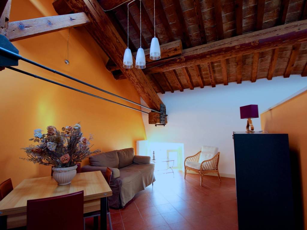 appartamento in affitto a Ferrara in zona Centro Storico