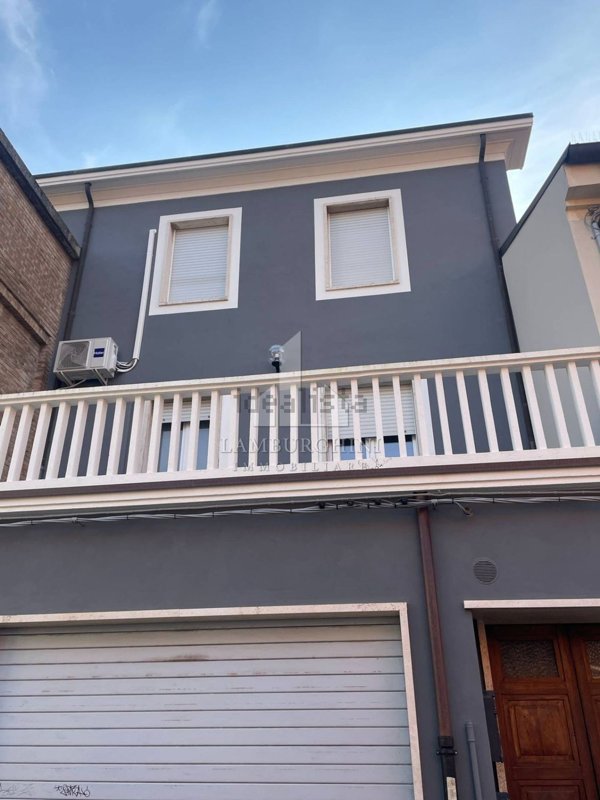 appartamento in affitto a Ferrara in zona Centro Storico