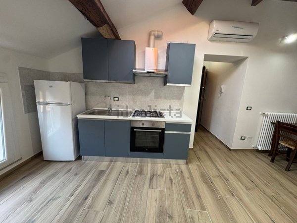 appartamento in affitto a Ferrara in zona Centro Storico