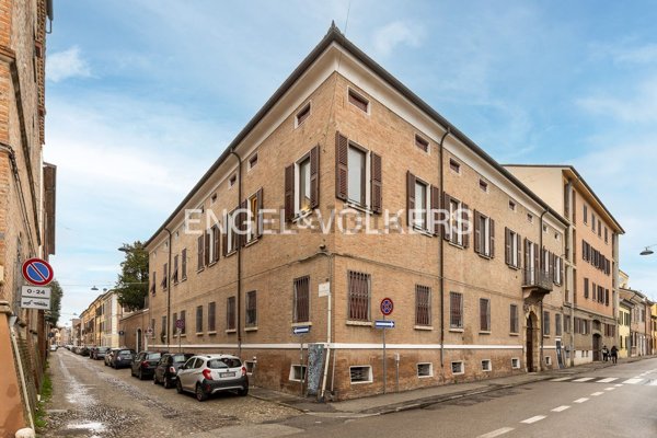 appartamento in affitto a Ferrara in zona Centro Storico