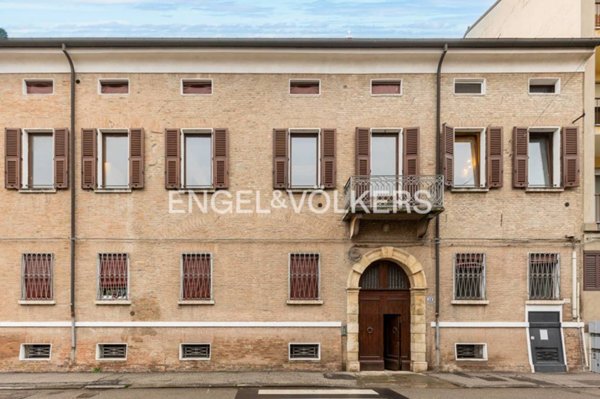 appartamento in affitto a Ferrara in zona Centro Storico