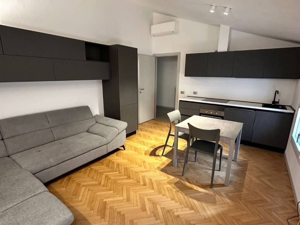 appartamento in affitto a Ferrara in zona Centro Storico