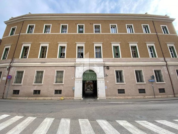 ufficio in affitto a Ferrara in zona Centro Storico