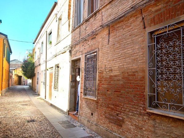 appartamento in affitto a Ferrara in zona Centro Storico