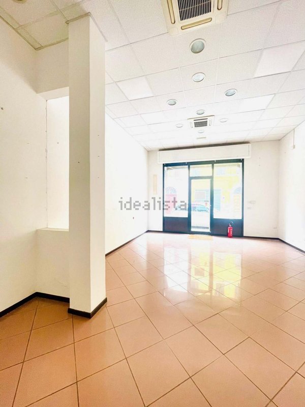 locale commerciale in affitto a Ferrara in zona Centro Storico