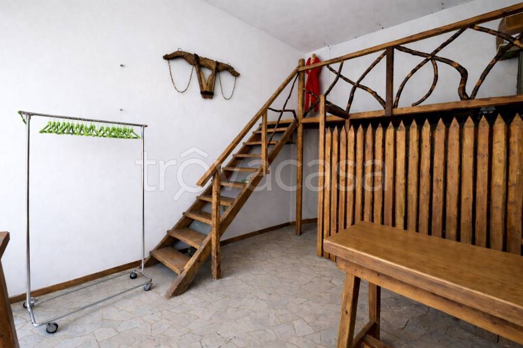 negozio in affitto a Ferrara in zona Centro Storico