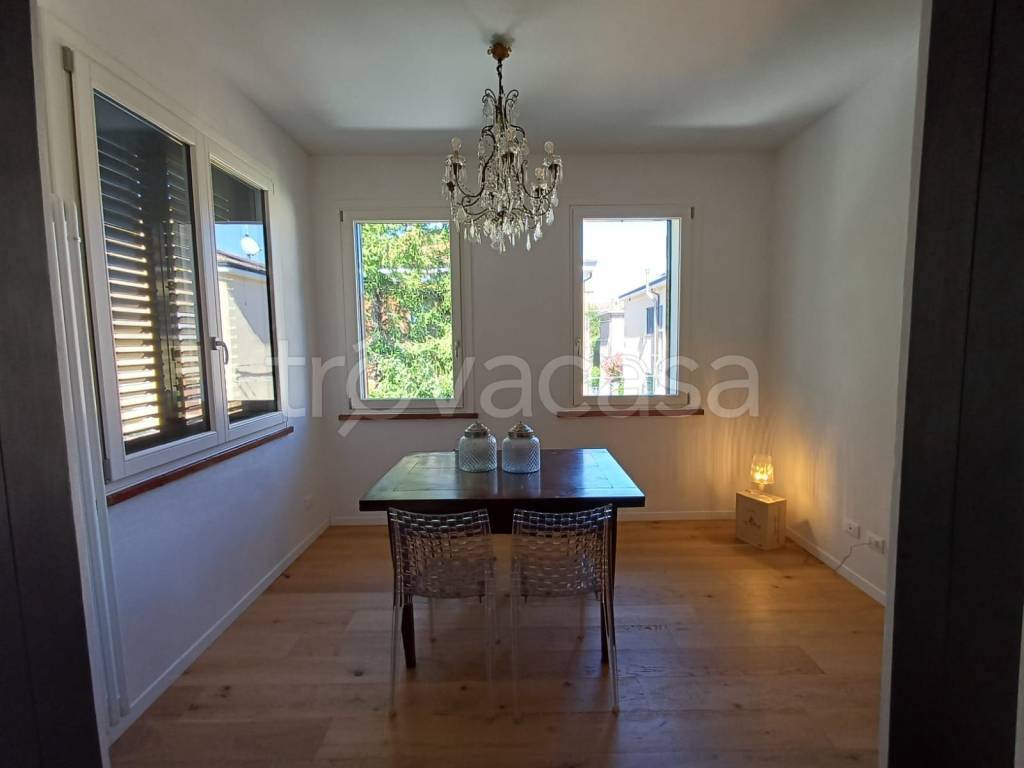 appartamento in affitto a Ferrara in zona Centro Storico