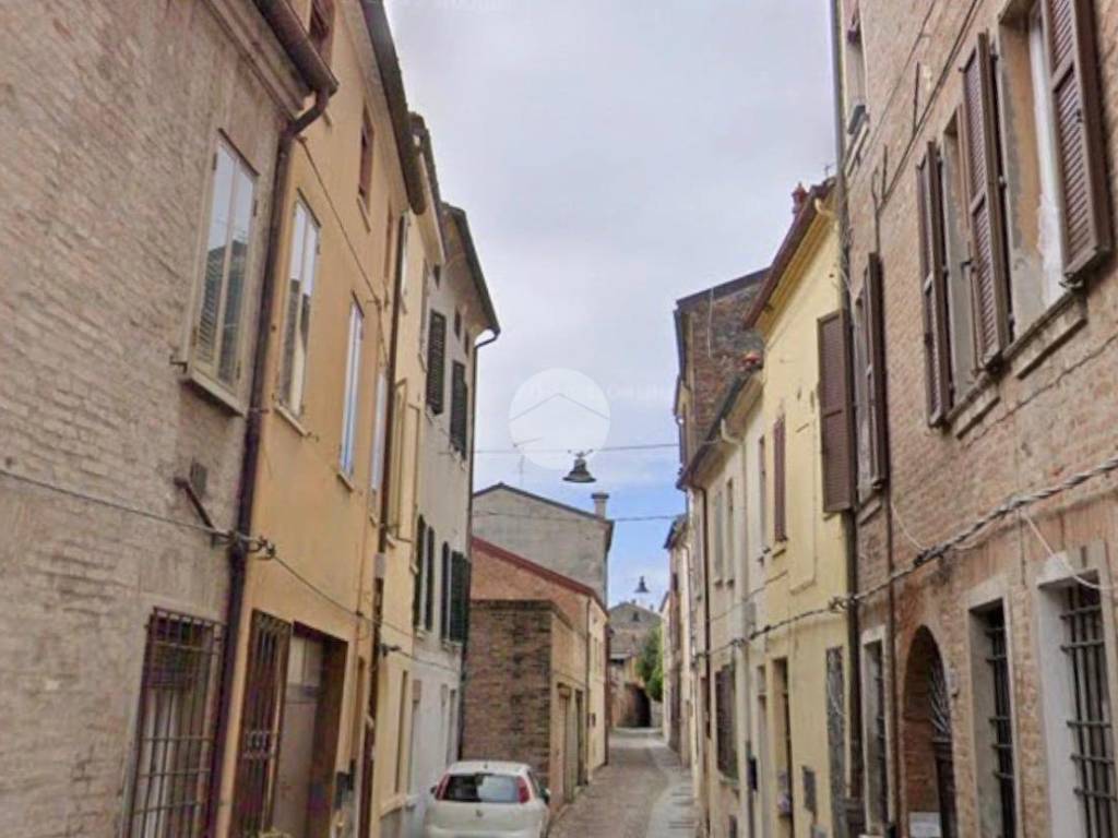 appartamento in affitto a Ferrara in zona Centro Storico