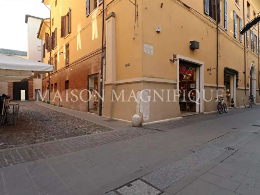 negozio in affitto a Ferrara in zona Centro Storico