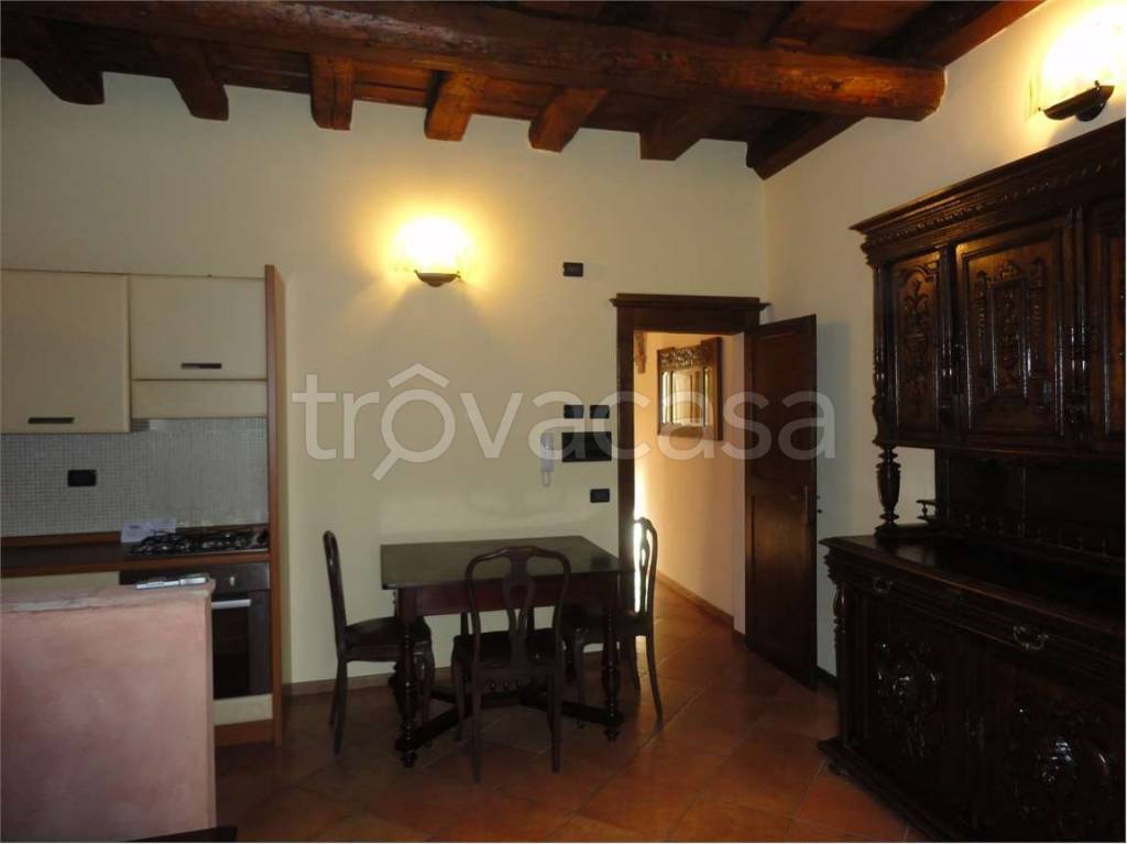 appartamento in affitto a Ferrara in zona Centro Storico