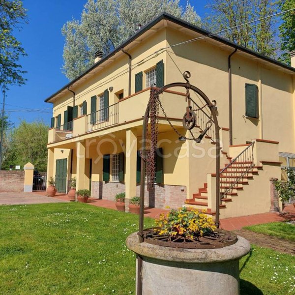appartamento in affitto a Ferrara in zona Quartesana