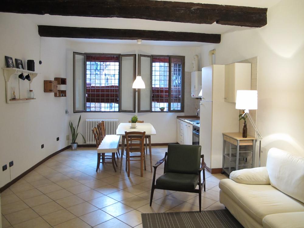 appartamento in affitto a Ferrara in zona Centro Storico