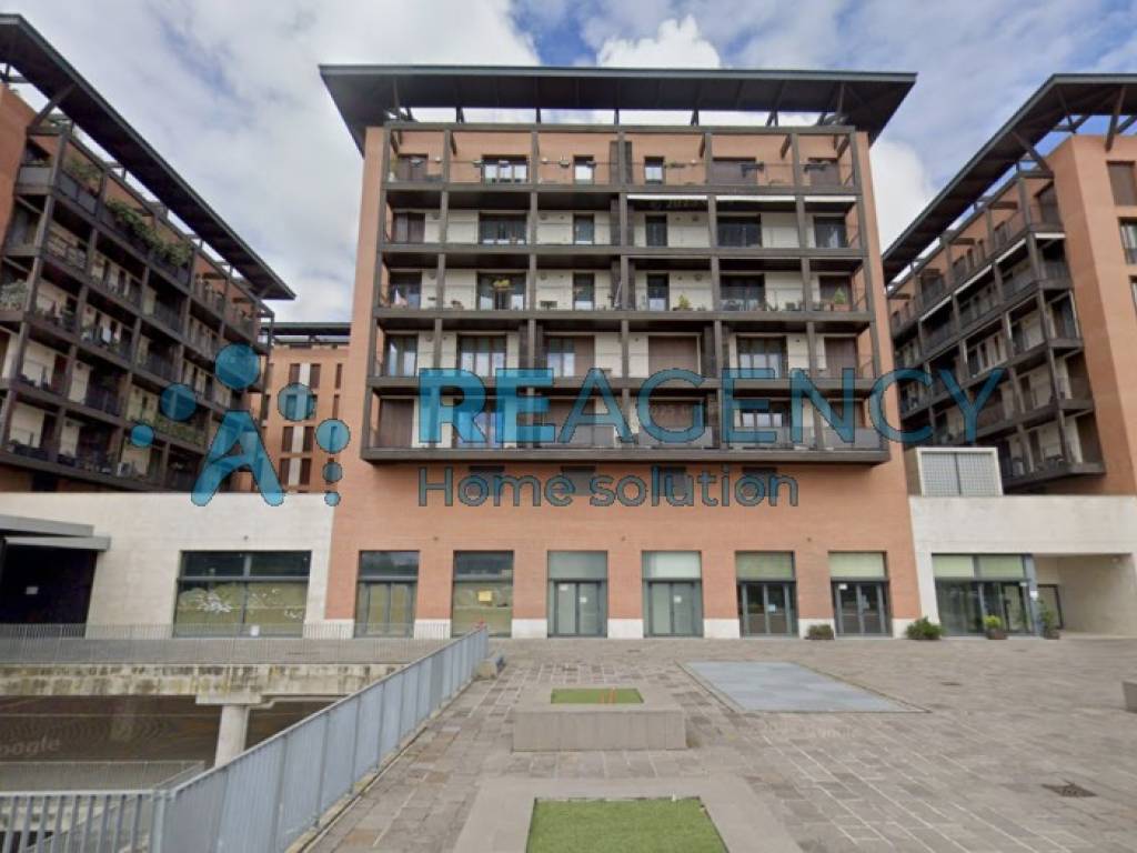 negozio in affitto a Ferrara