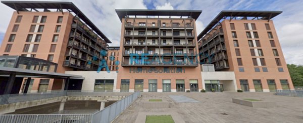 locale commerciale in affitto a Ferrara