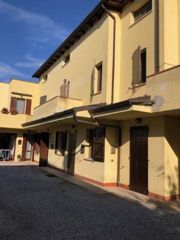 appartamento in affitto a Ferrara in zona Monestirolo