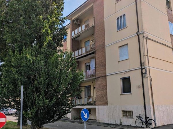 appartamento in affitto a Ferrara in zona Centro Storico