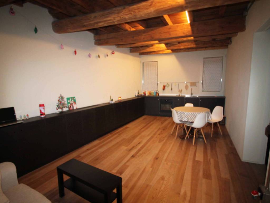 appartamento in affitto a Ferrara in zona Centro Storico