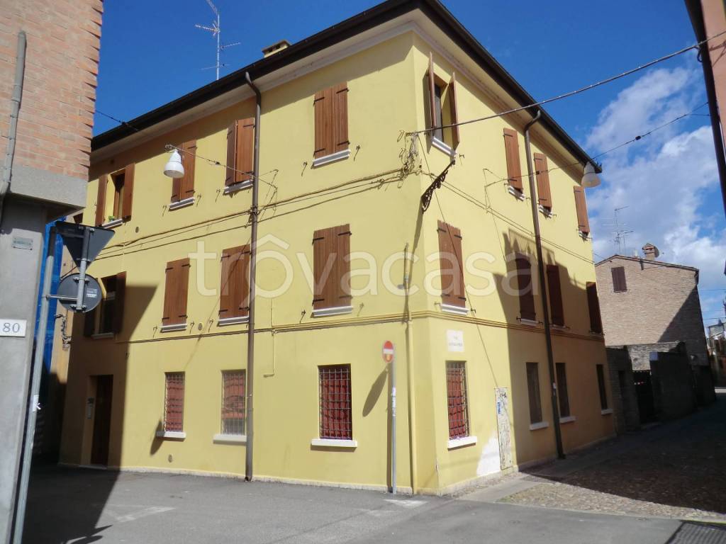 appartamento in affitto a Ferrara in zona Centro Storico