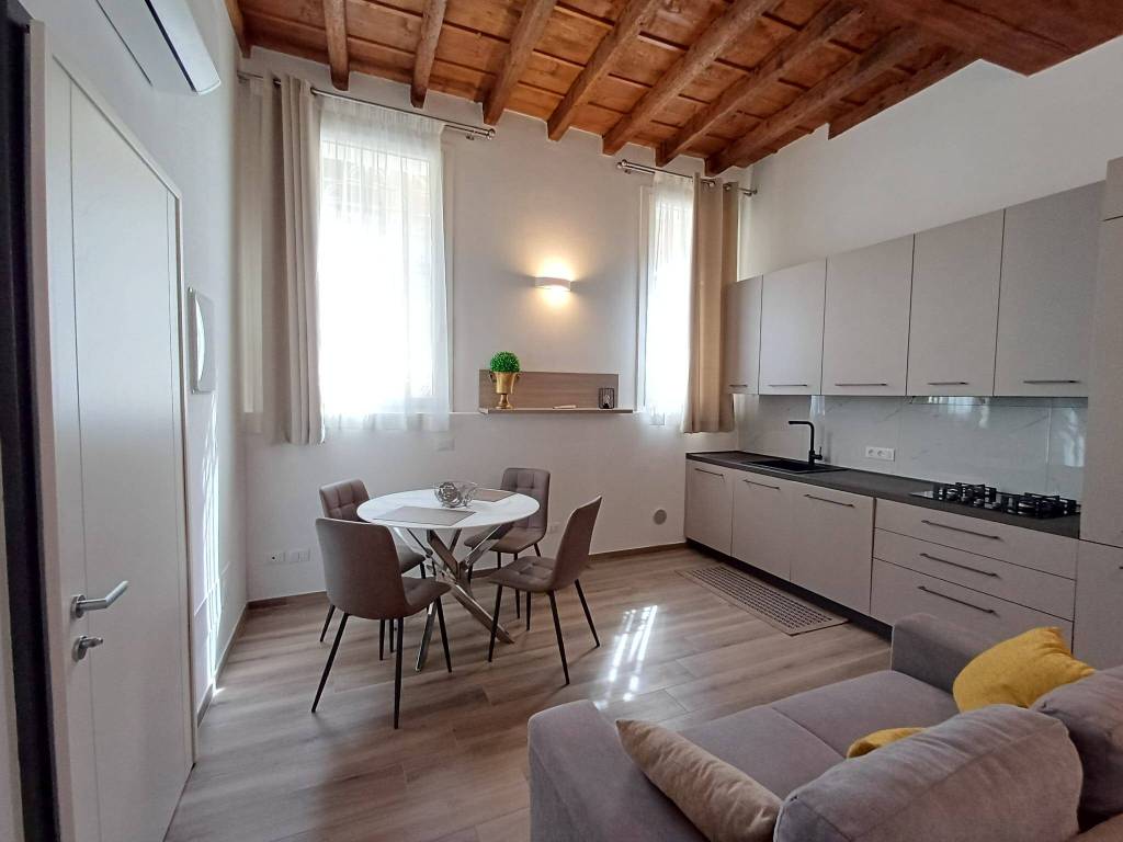 appartamento in affitto a Ferrara in zona Centro Storico