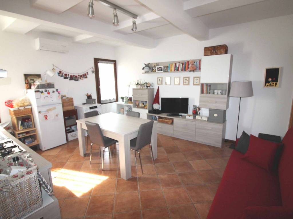 appartamento in affitto a Ferrara in zona Centro Storico