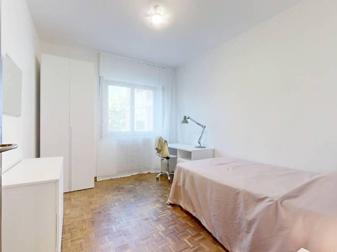 negozio in affitto a Ferrara in zona Centro Storico