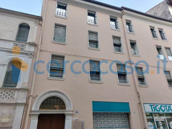 ufficio in affitto a Ferrara in zona Centro Storico