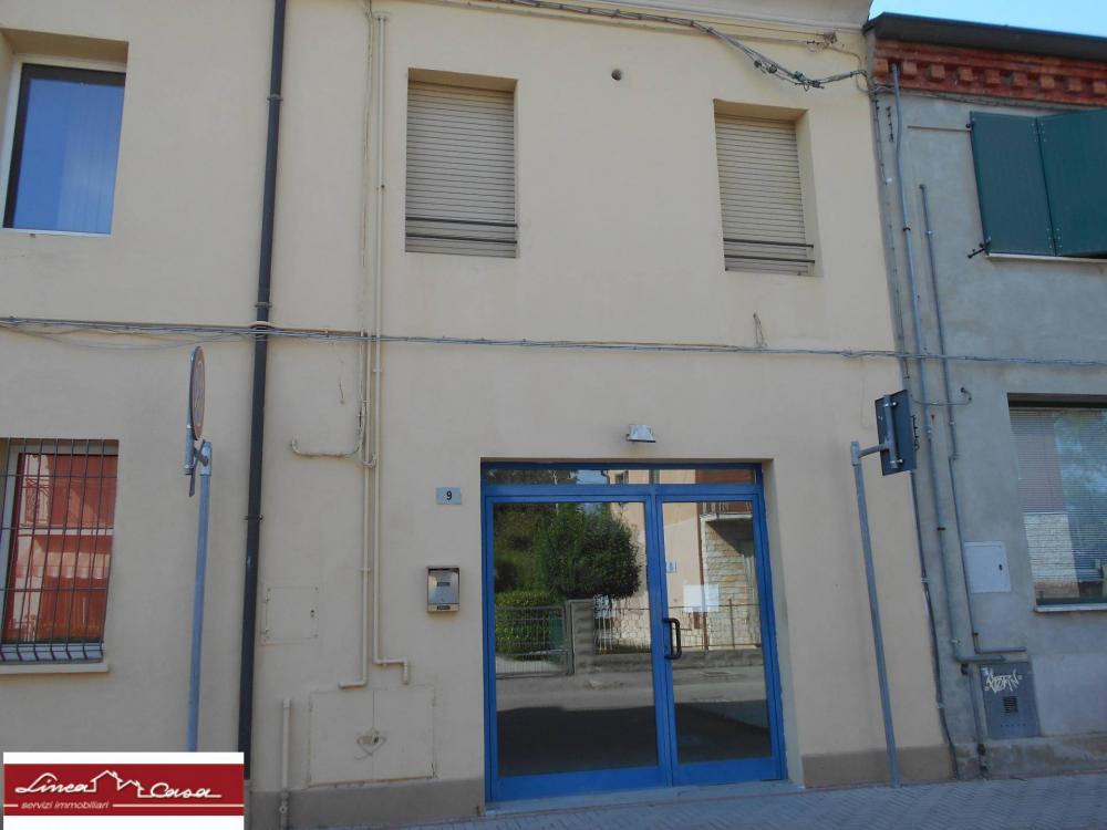 negozio in affitto a Portomaggiore