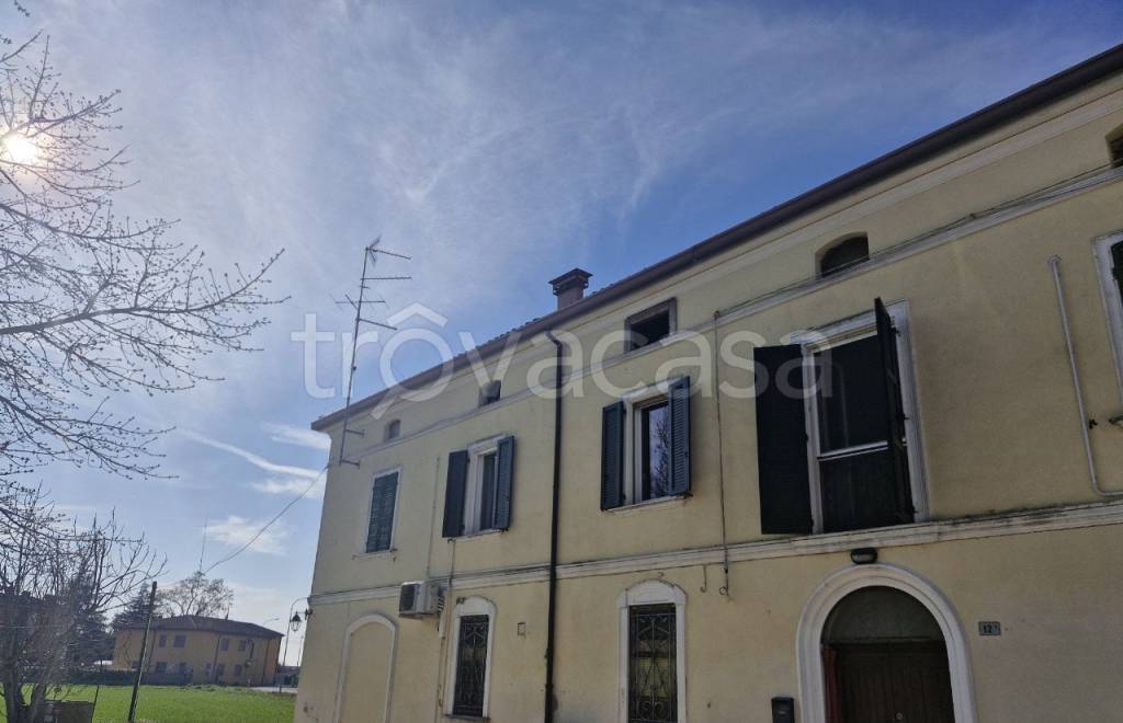 appartamento in affitto a Voghiera in zona Voghenza