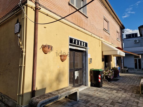 locale commerciale in affitto a Voghiera in zona Voghenza