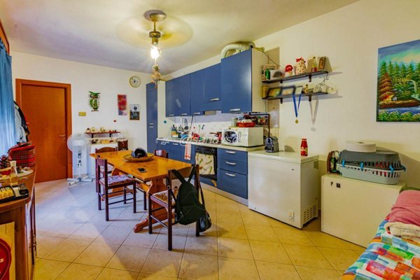 appartamento in affitto a Terre del Reno in zona Mirabello