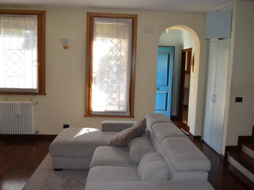 casa indipendente in affitto a Bagnacavallo