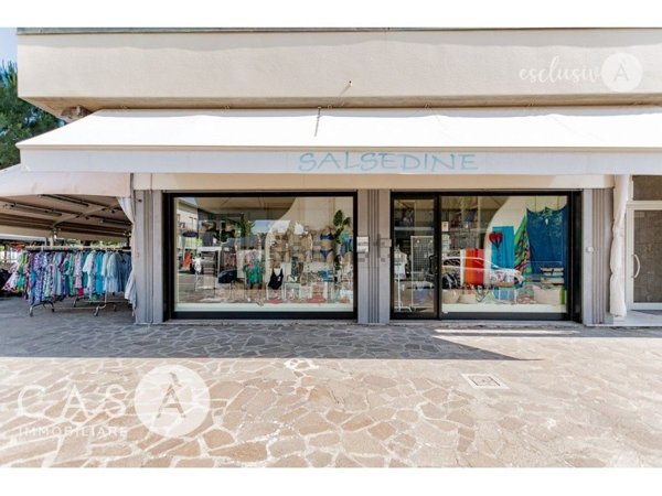 negozio in affitto a Cervia